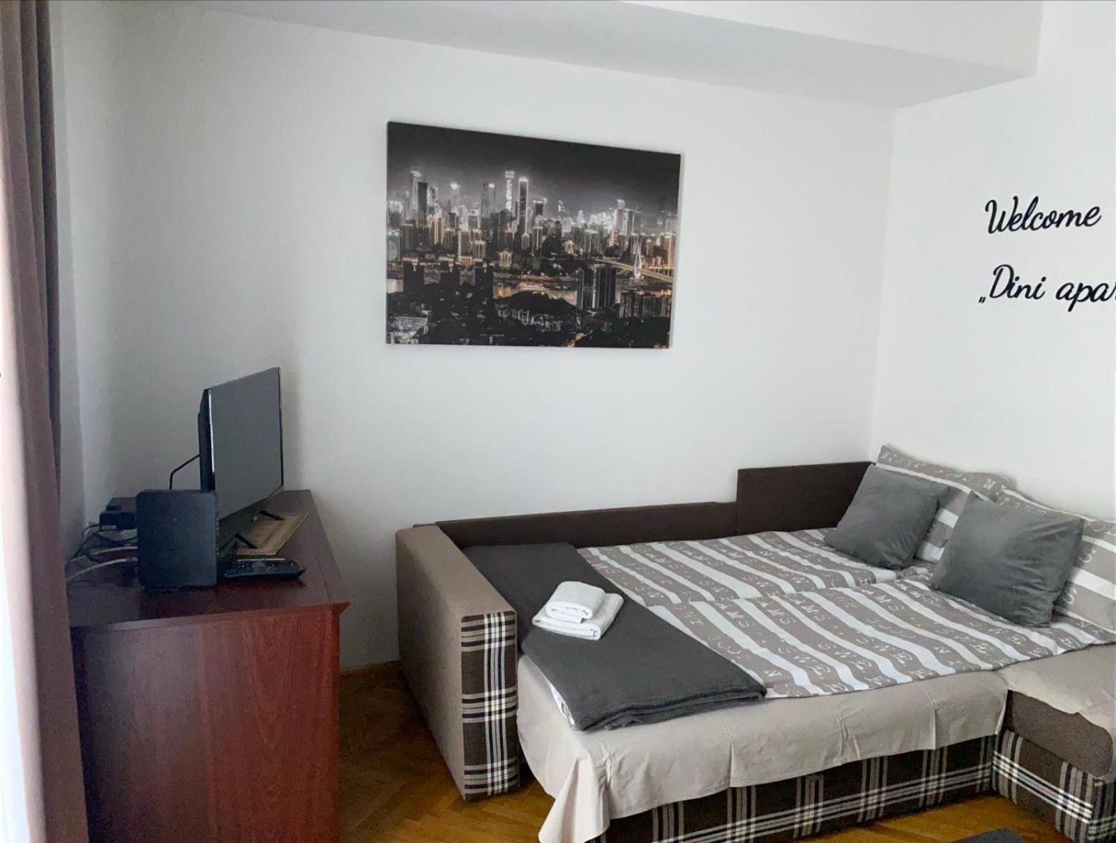 Dini apartments Novi Sad Bagian luar foto